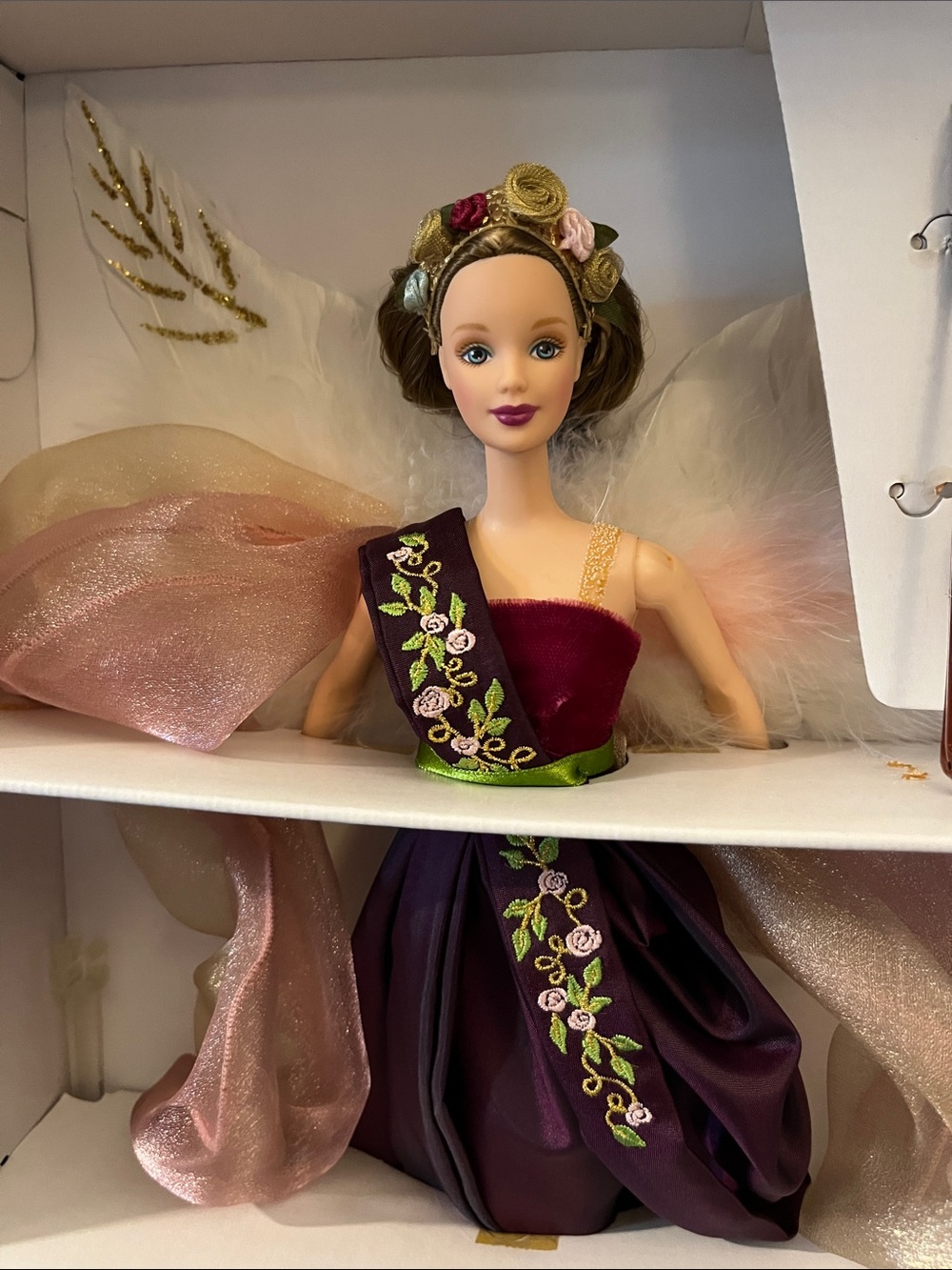 Barbie Heartstring Angel - Picture 2 of 5